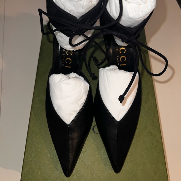 BRAND NEW: Gucci Black High-Heel Pump with Ankle Cuff - Picture 10 of 16